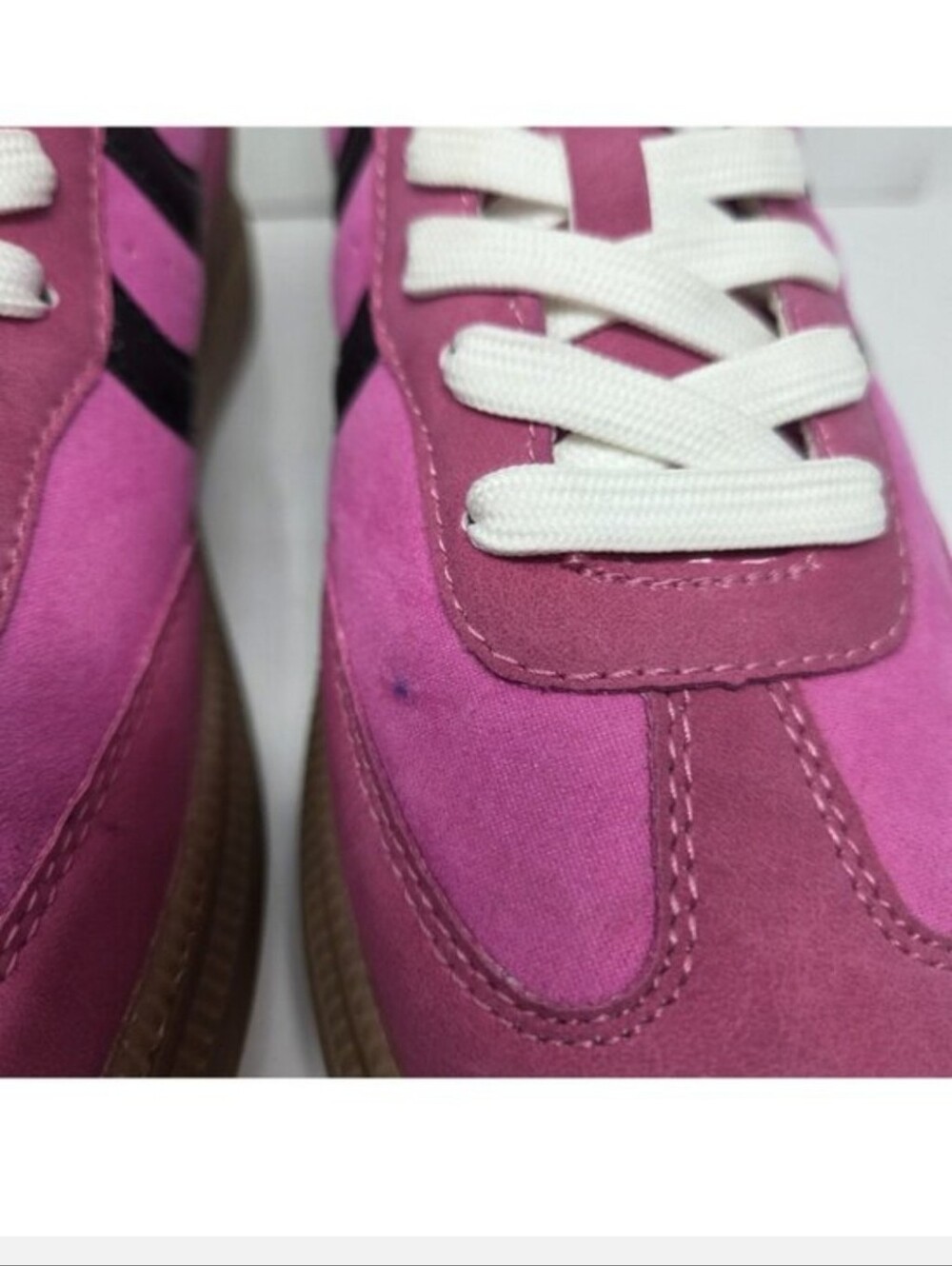 Steve Madden Pink And Green Sneakers 8M - Picture 3 of 5